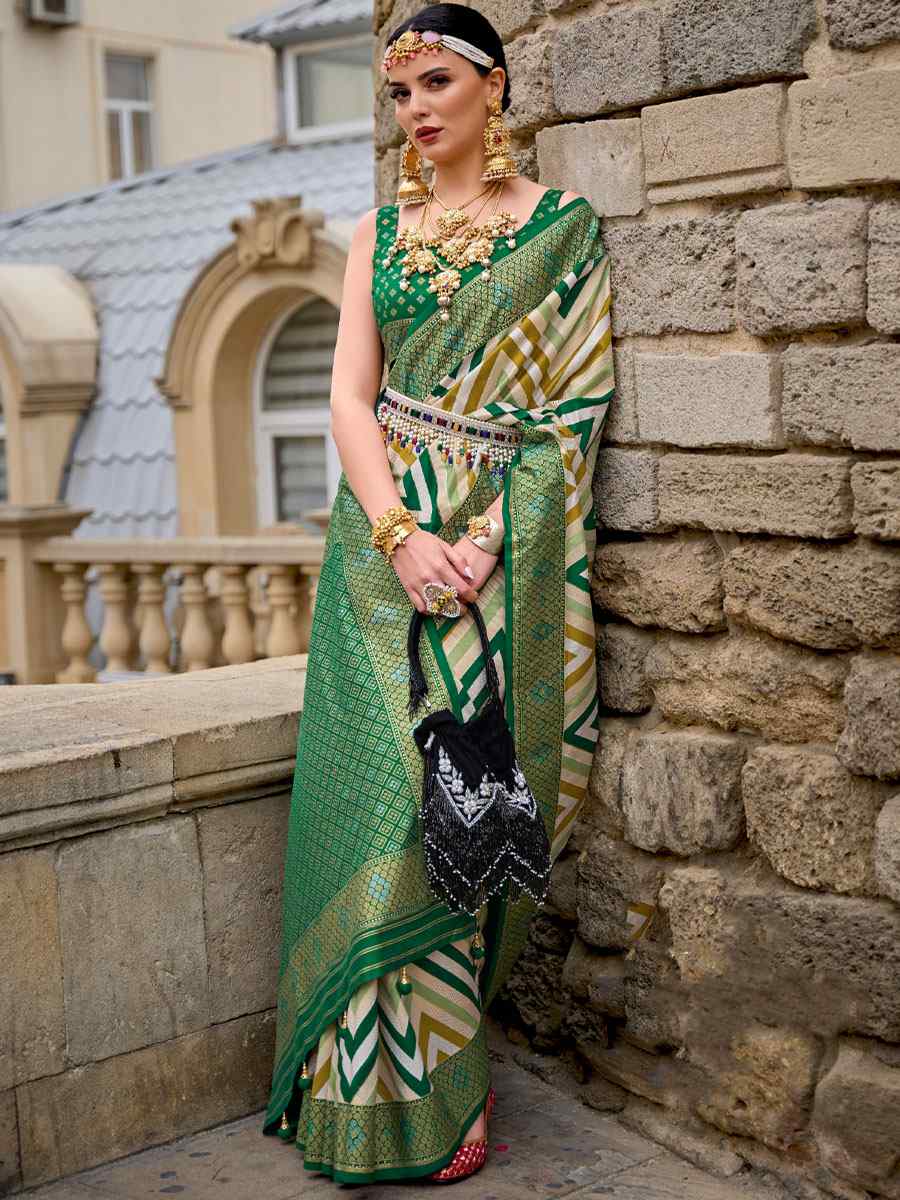 Green Silk Handwoven Casual Festival Heavy Border Saree