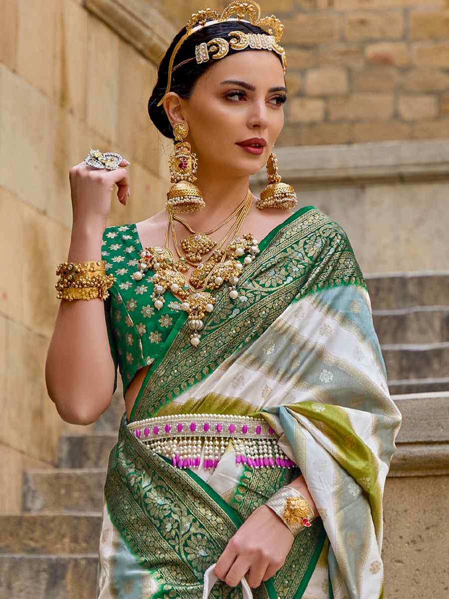 Green Silk Handwoven Casual Festival Heavy Border Saree