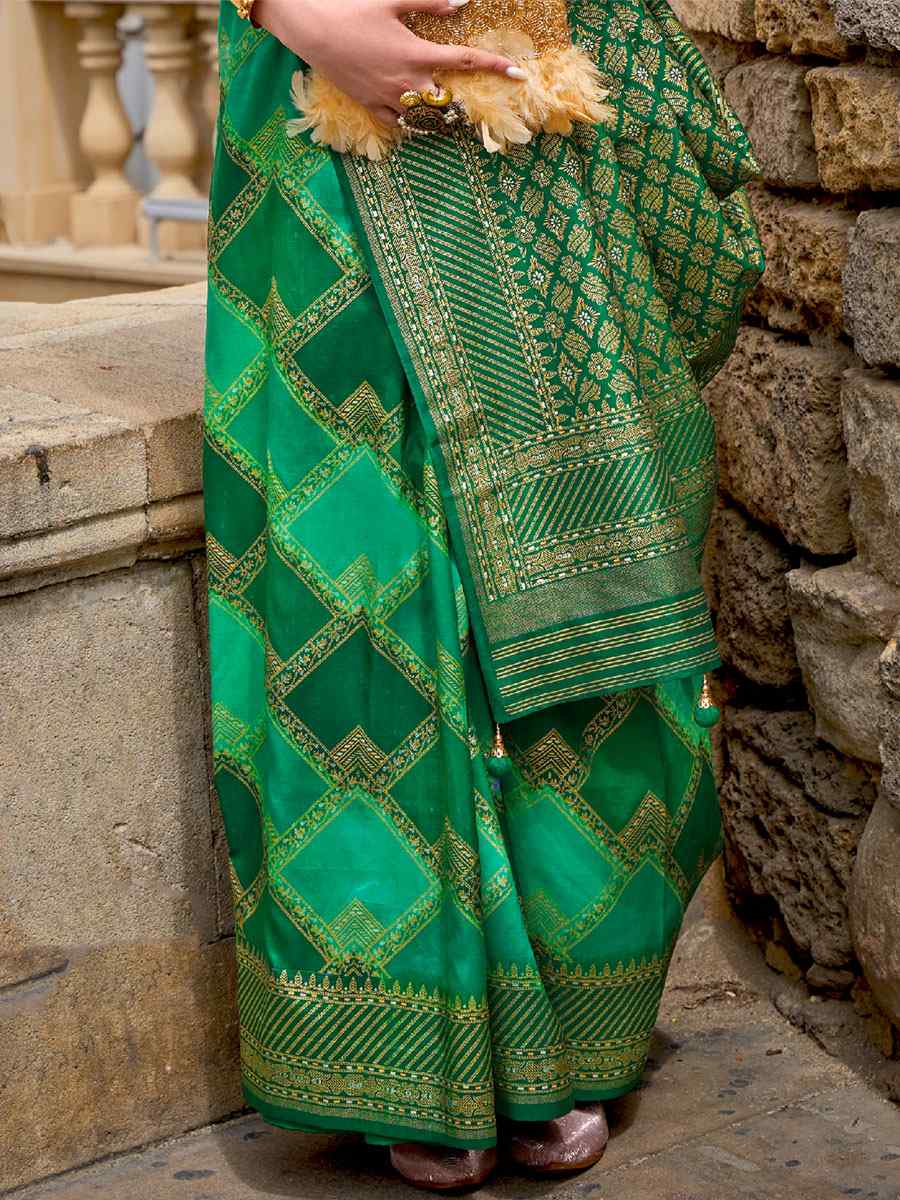 Green Silk Handwoven Casual Festival Heavy Border Saree