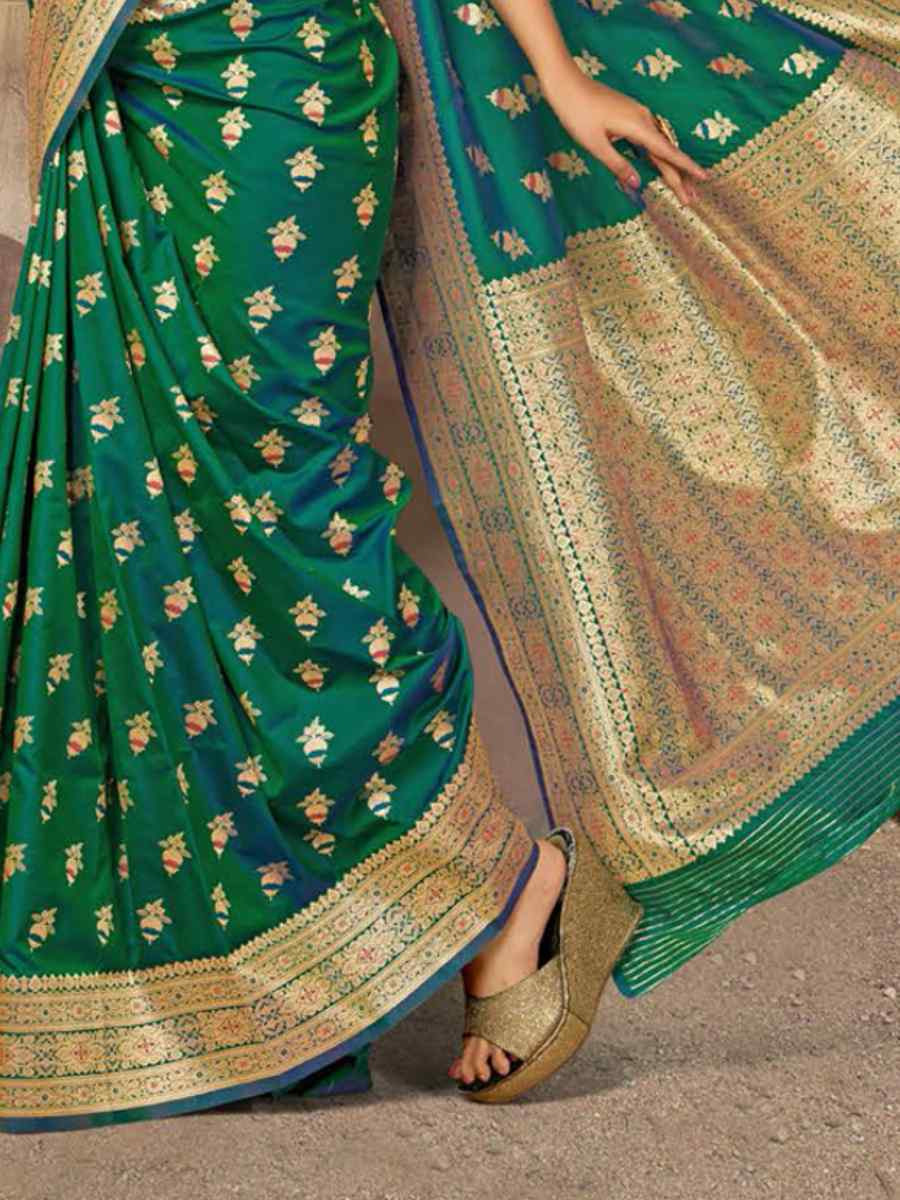 Green Silk Handwoven Festival Casual Classic Style Saree