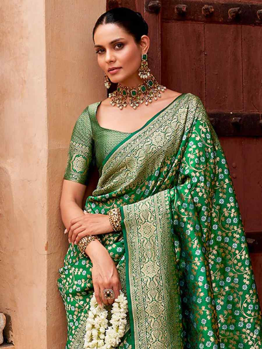 Green Silk Handwoven Festival Wedding Fancy Heavy Border Saree