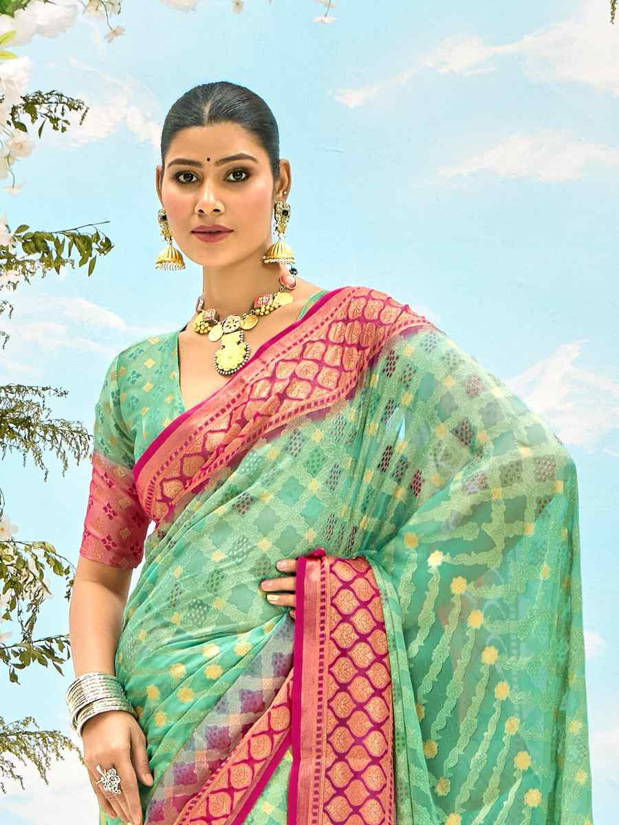 Green Silk Handwoven Festival Wedding Fancy Heavy Border Saree
