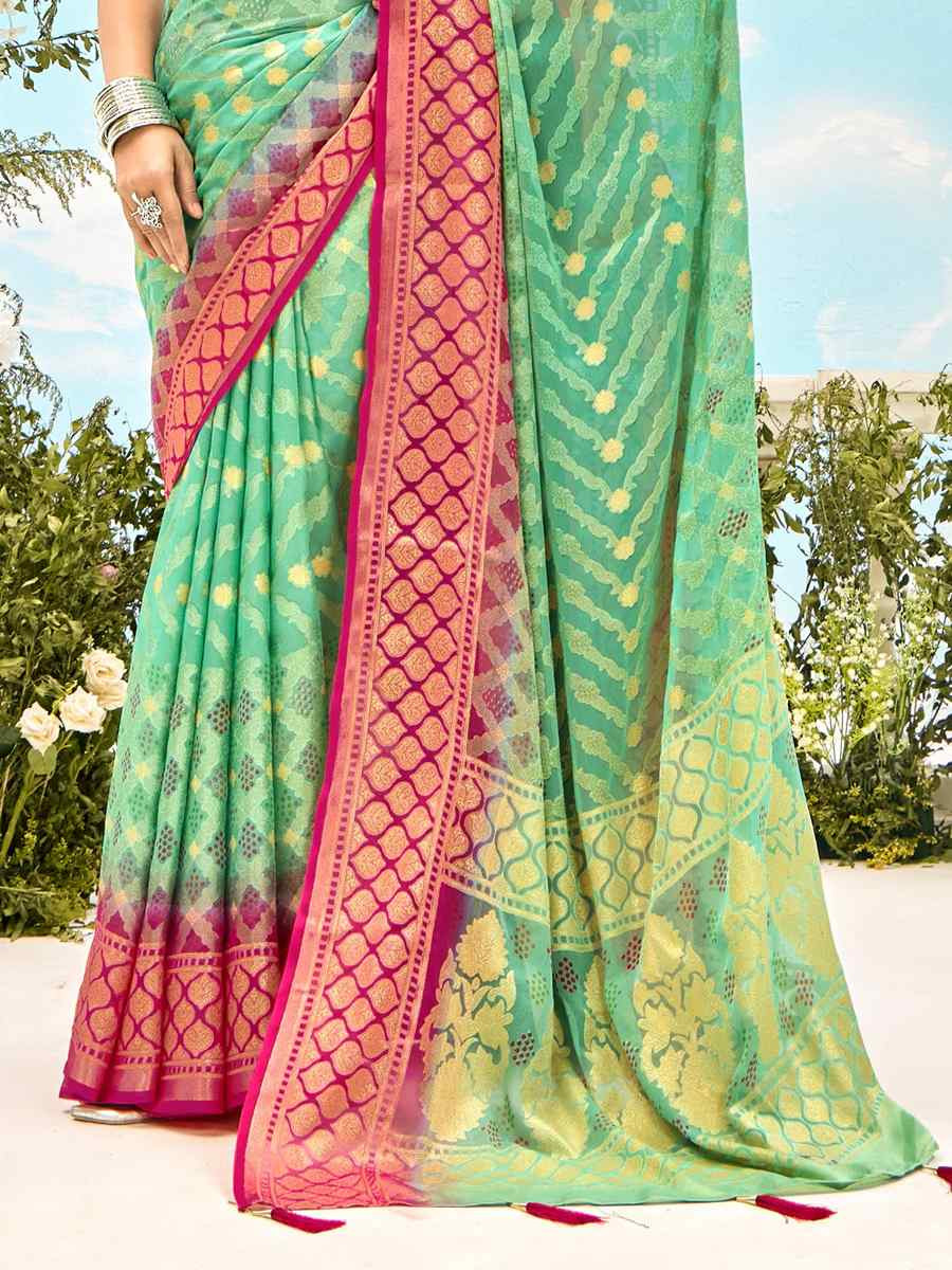 Green Silk Handwoven Festival Wedding Fancy Heavy Border Saree