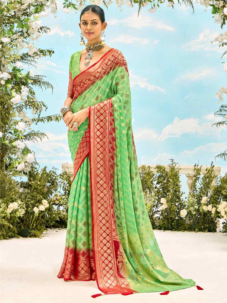 Green Silk Handwoven Festival Wedding Fancy Heavy Border Saree