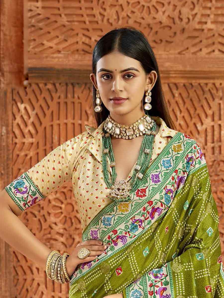 Green Silk Handwoven Festival Wedding Fancy Heavy Border Saree
