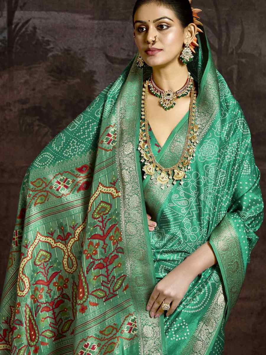 Green Silk Handwoven Festival Wedding Fancy Heavy Border Saree