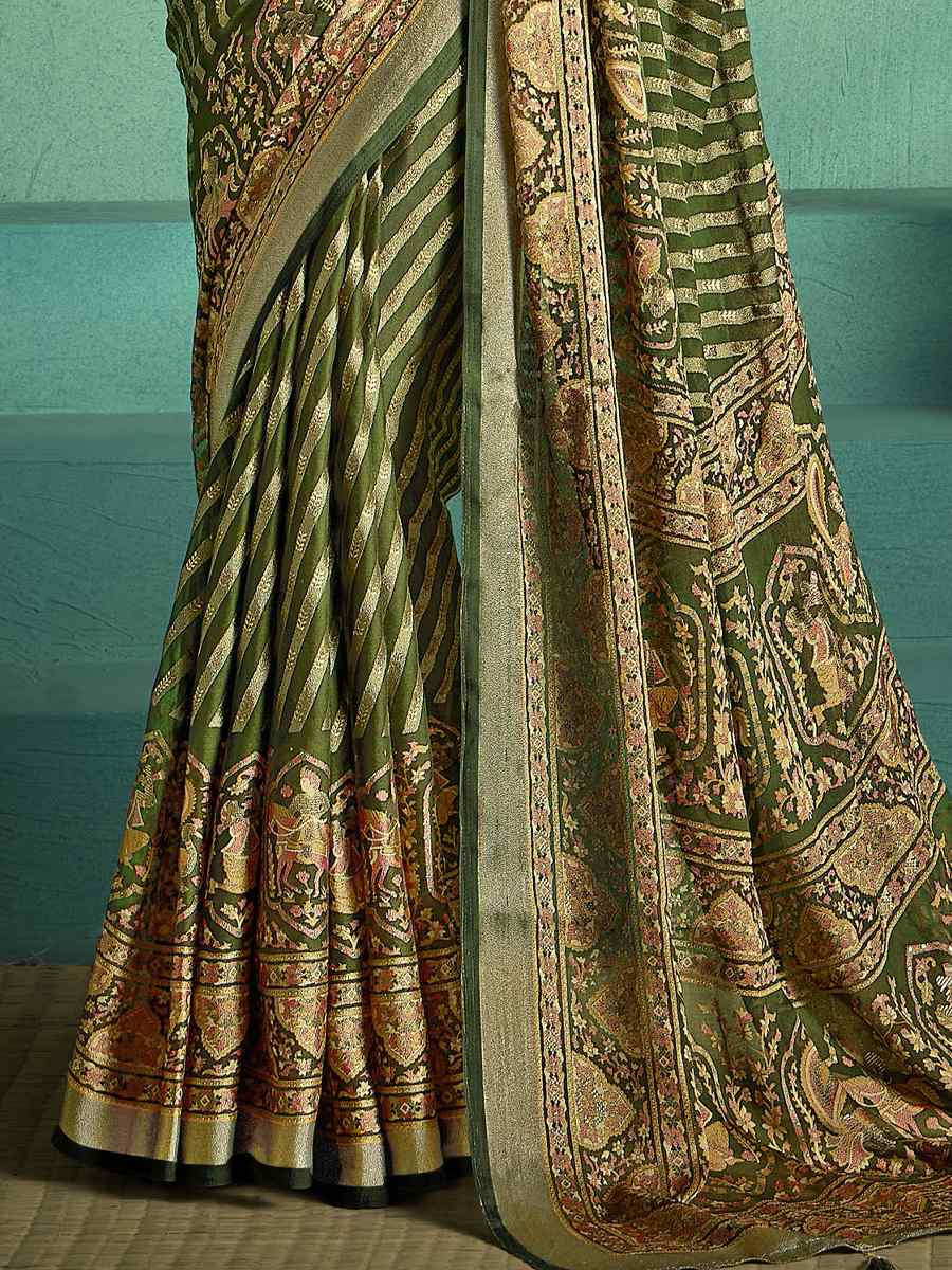 Green Silk Handwoven Festival Wedding Fancy Heavy Border Saree
