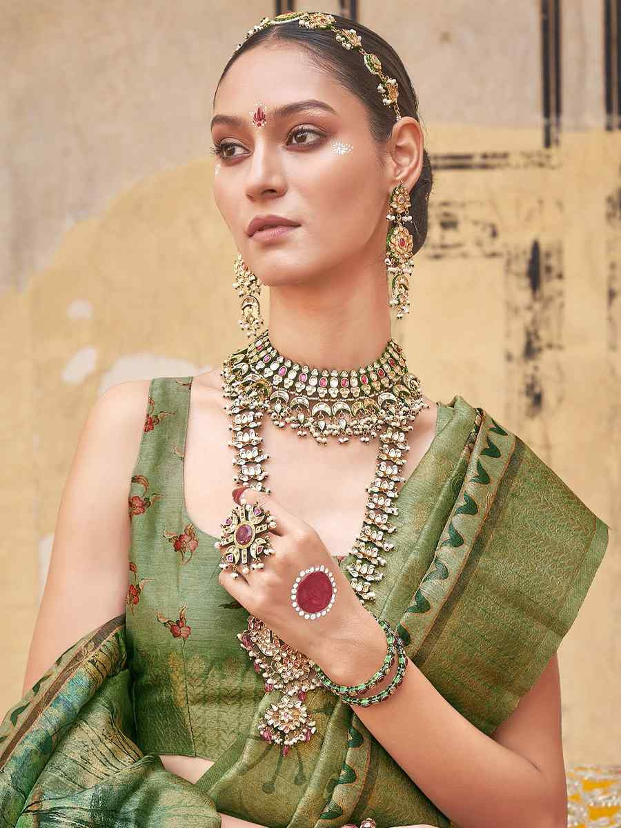 Green Silk Handwoven Festival Wedding Fancy Heavy Border Saree