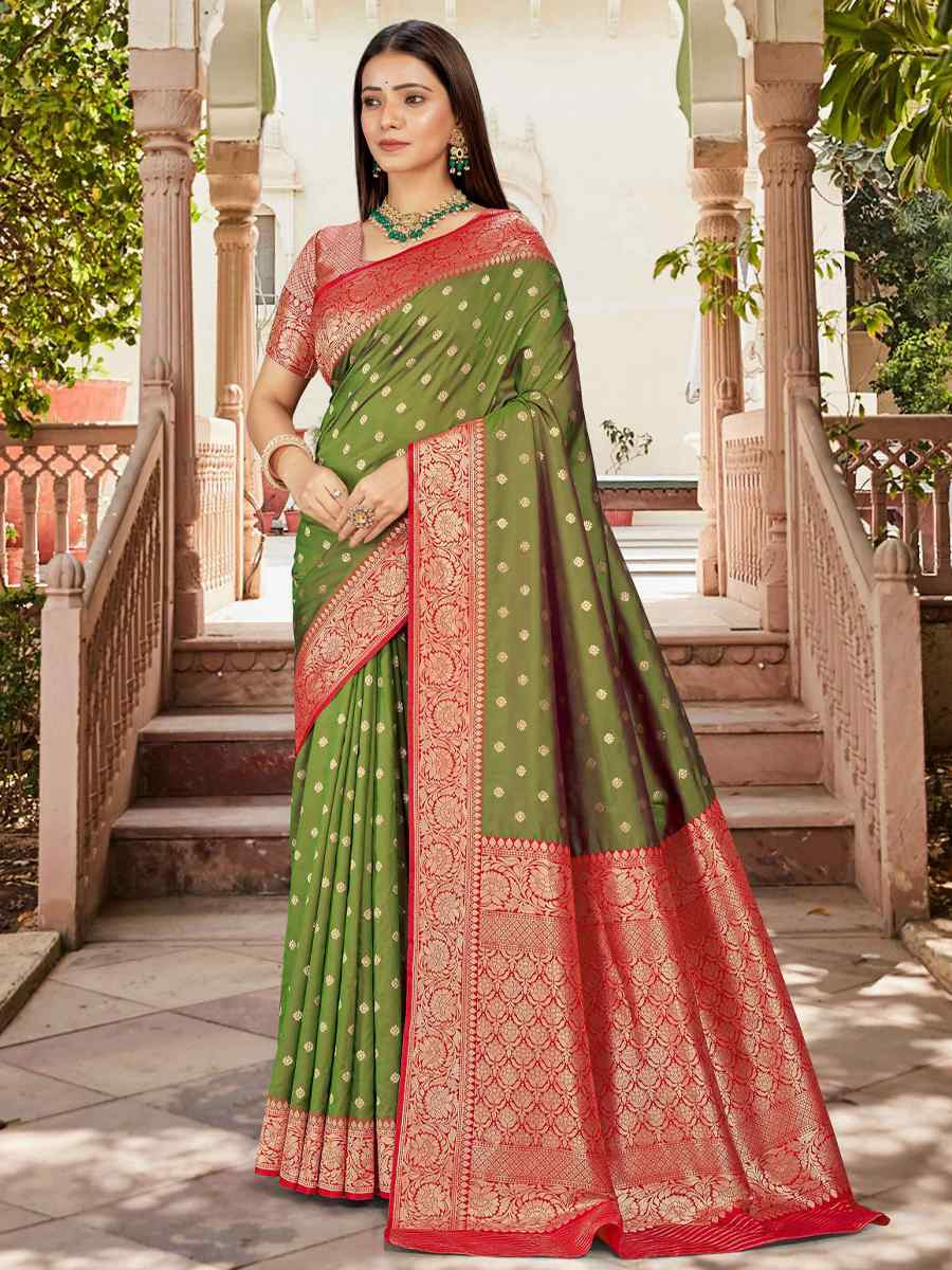 Green Silk Handwoven Festival Wedding Fancy Heavy Border Saree