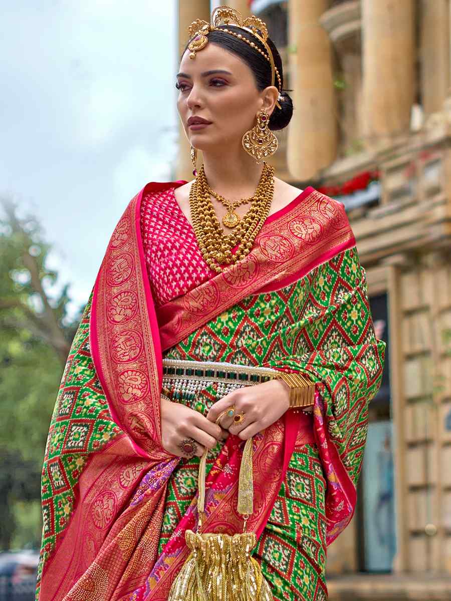 Green Silk Handwoven Party Festival Heavy Border Saree