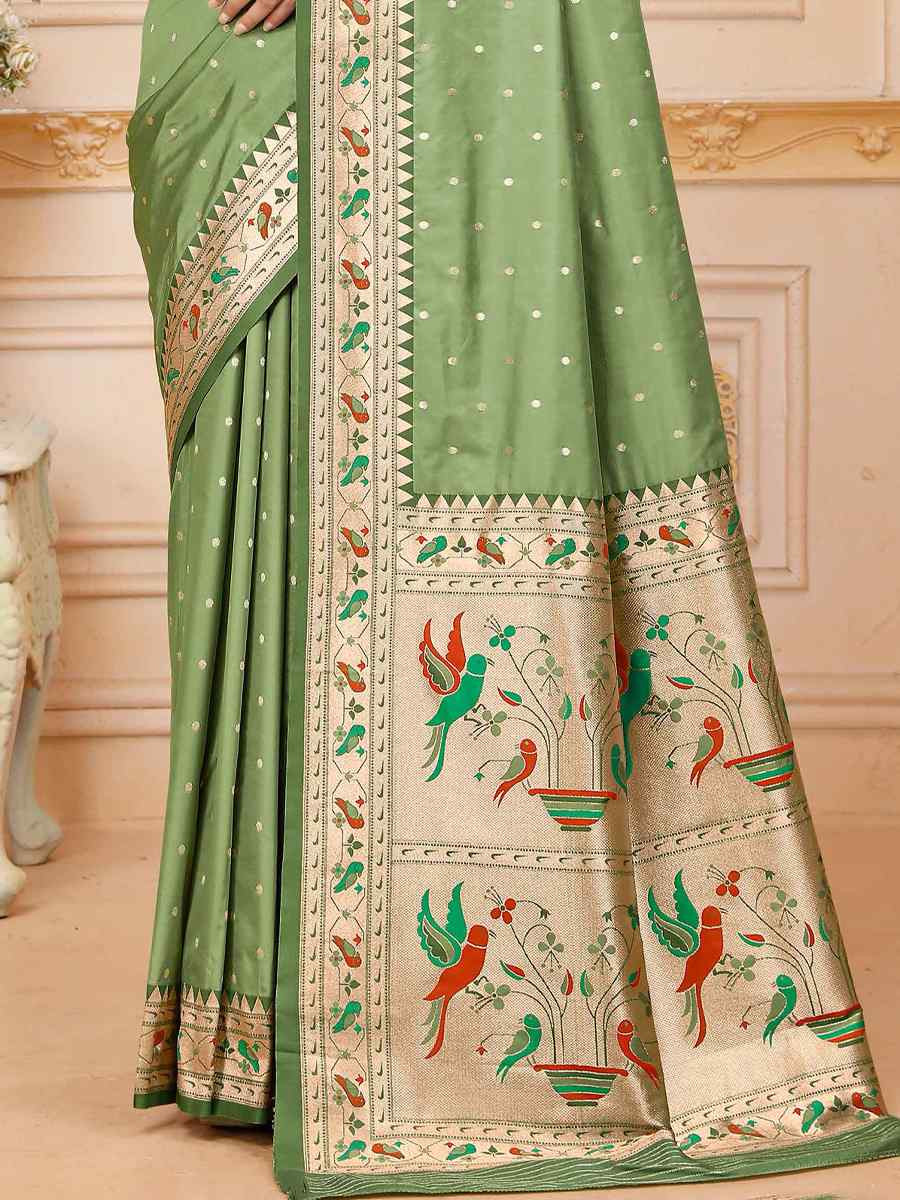Green Silk Handwoven Traditional Bridal Reception Festival Wedding Fancy Heavy Border Saree