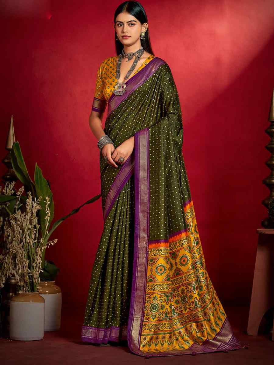 Green Silk Handwoven Traditional Bridal Reception Festival Wedding Fancy Heavy Border Sarees