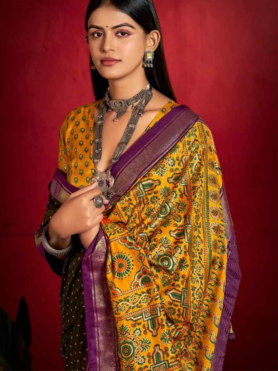 Green Silk Handwoven Traditional Bridal Reception Festival Wedding Fancy Heavy Border Sarees