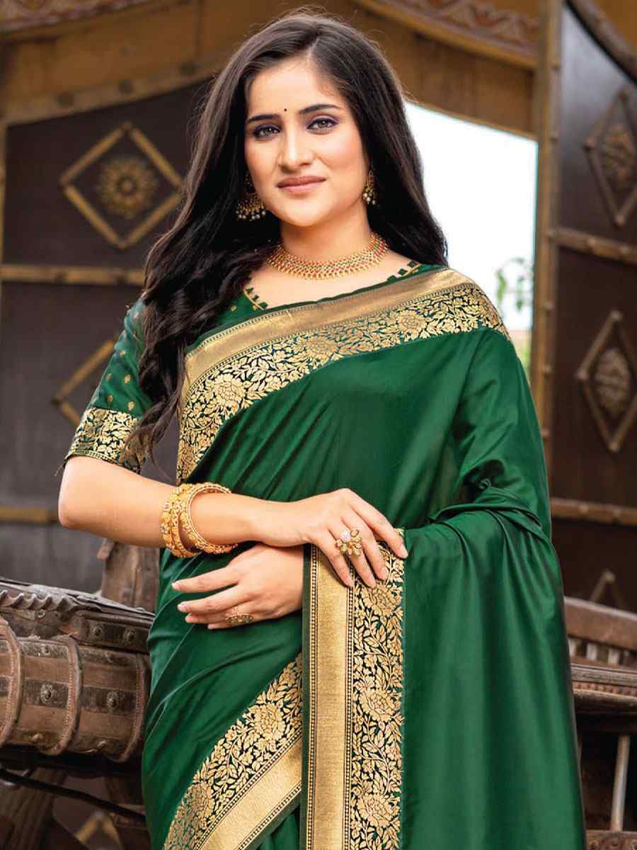 Green Silk Handwoven Wedding Festival Heavy Border Saree