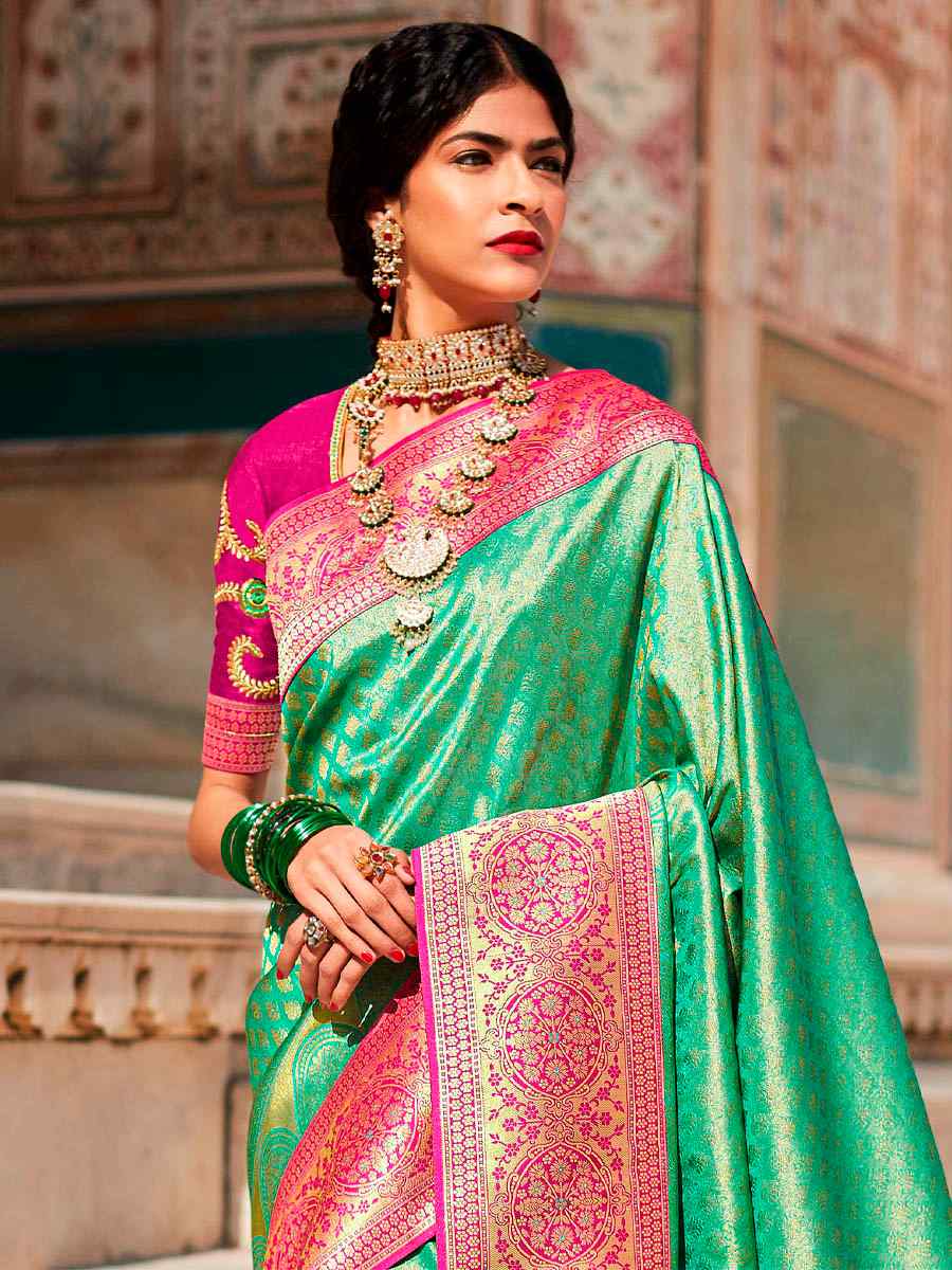 Green Silk Handwoven Wedding Festival Heavy Border Saree