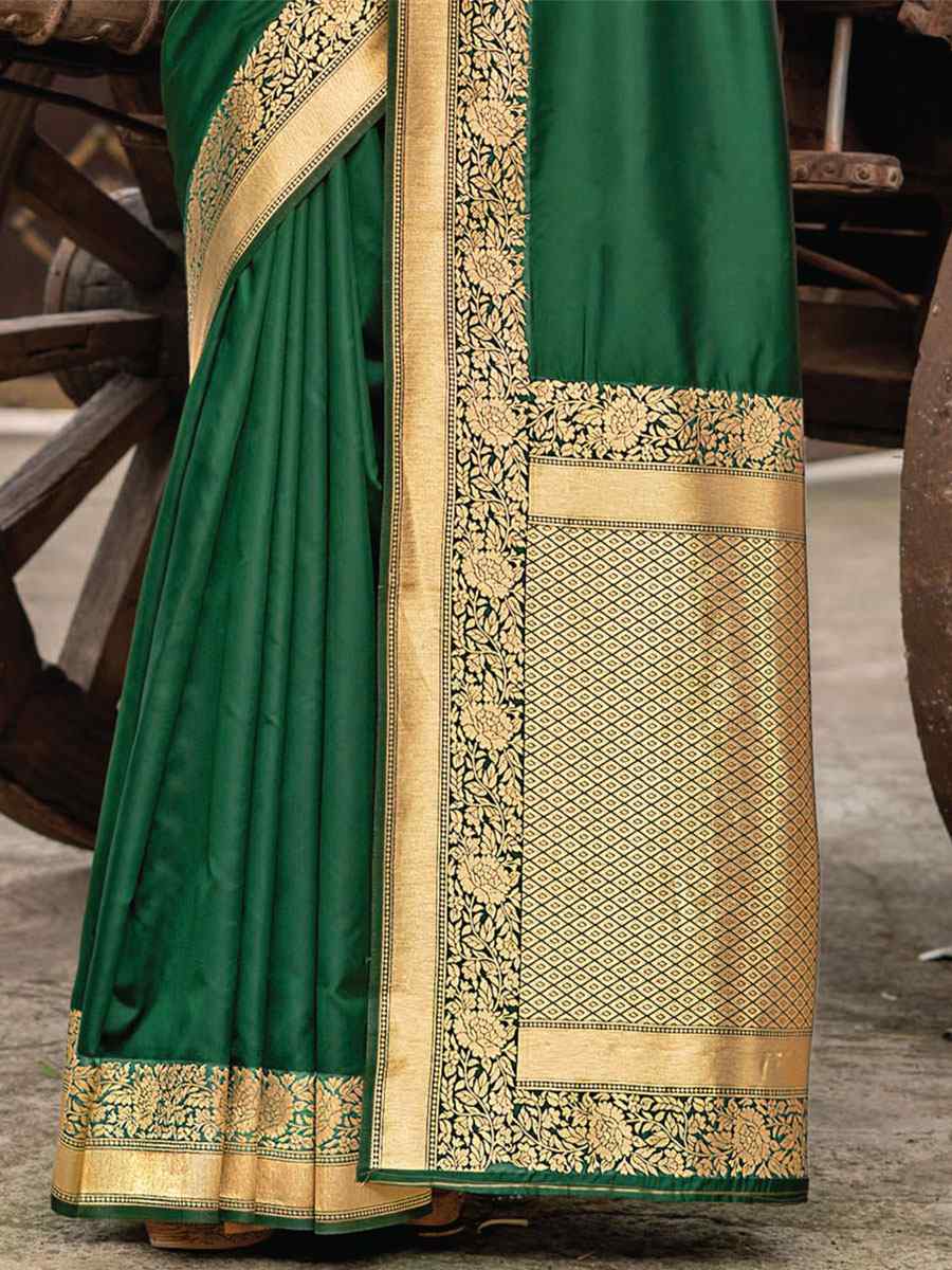 Green Silk Handwoven Wedding Festival Heavy Border Saree