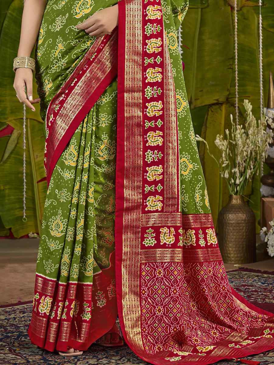 Green Silk Printed Bridal Reception Festival Wedding Fancy Heavy Border Saree