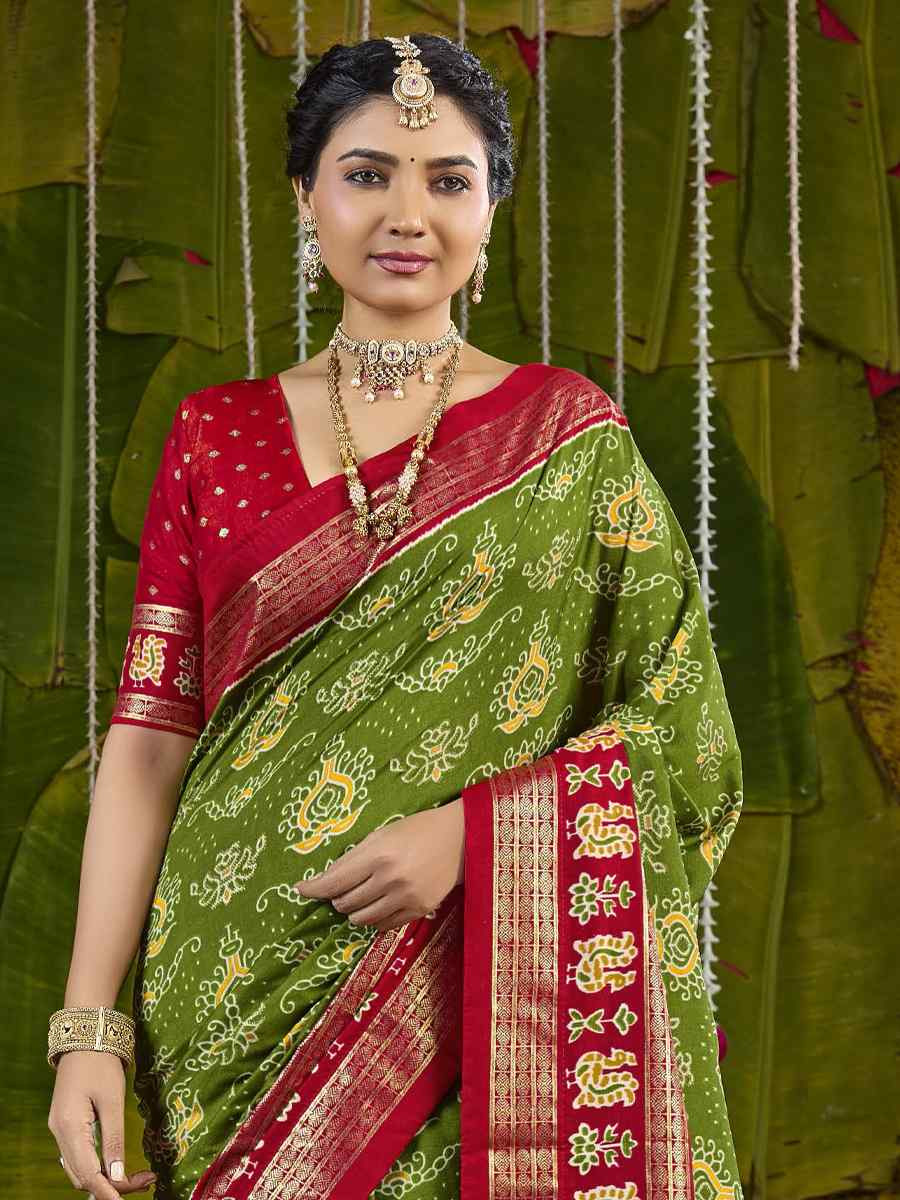 Green Silk Printed Bridal Reception Festival Wedding Fancy Heavy Border Saree