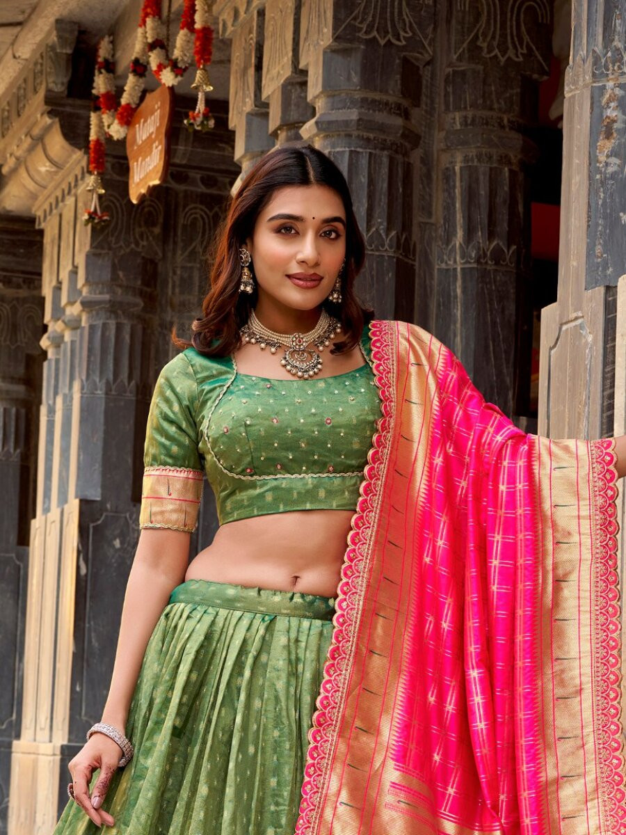Green Simmer Organza Zari Sequins Wedding Party Festival Circular Lehenga Choli