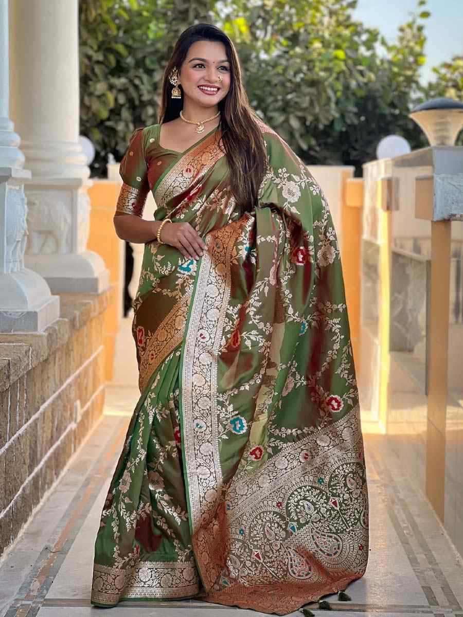 Green Soft Banarashi Silk Handwoven Festival Wedding Fancy Heavy Border Saree