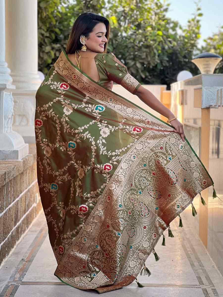 Green Soft Banarashi Silk Handwoven Festival Wedding Fancy Heavy Border Saree