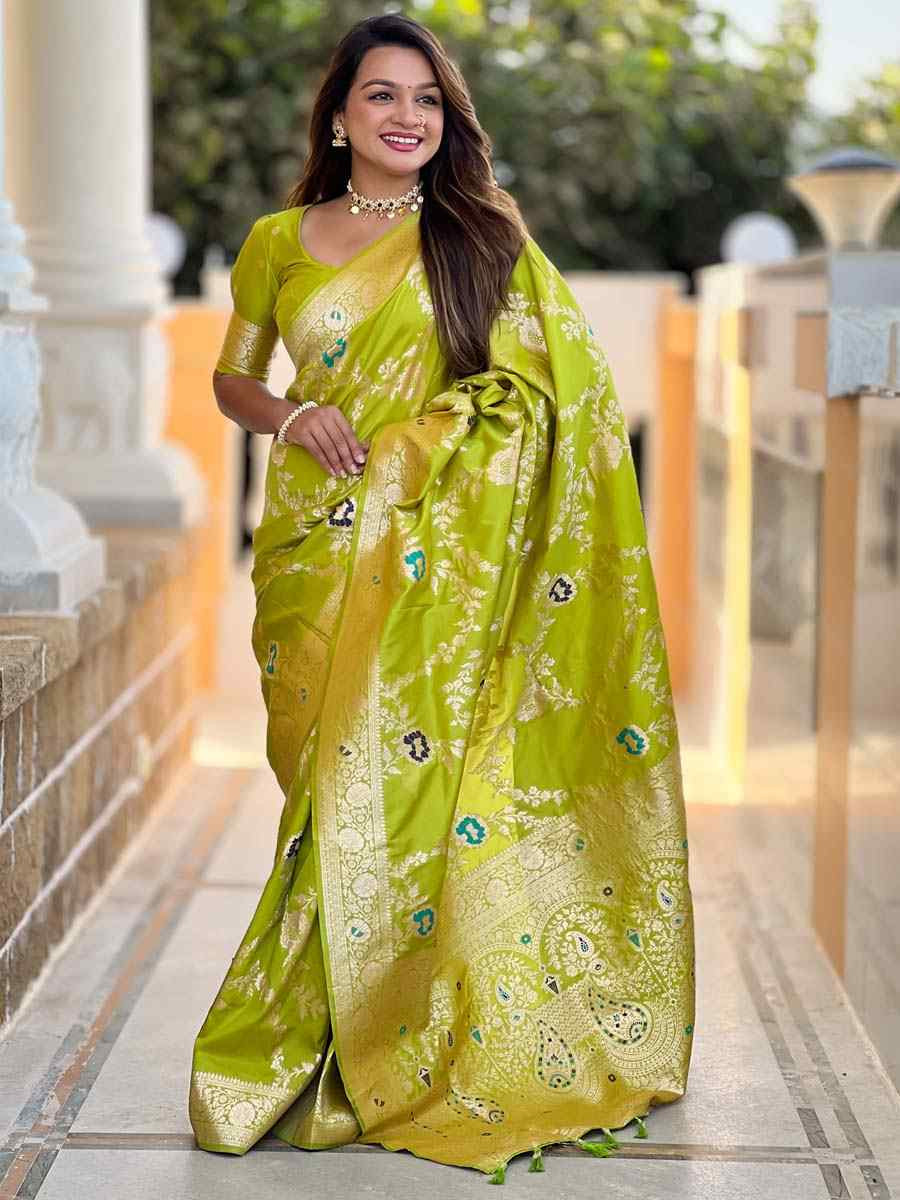 Green Soft Banarashi Silk Handwoven Festival Wedding Fancy Heavy Border Saree
