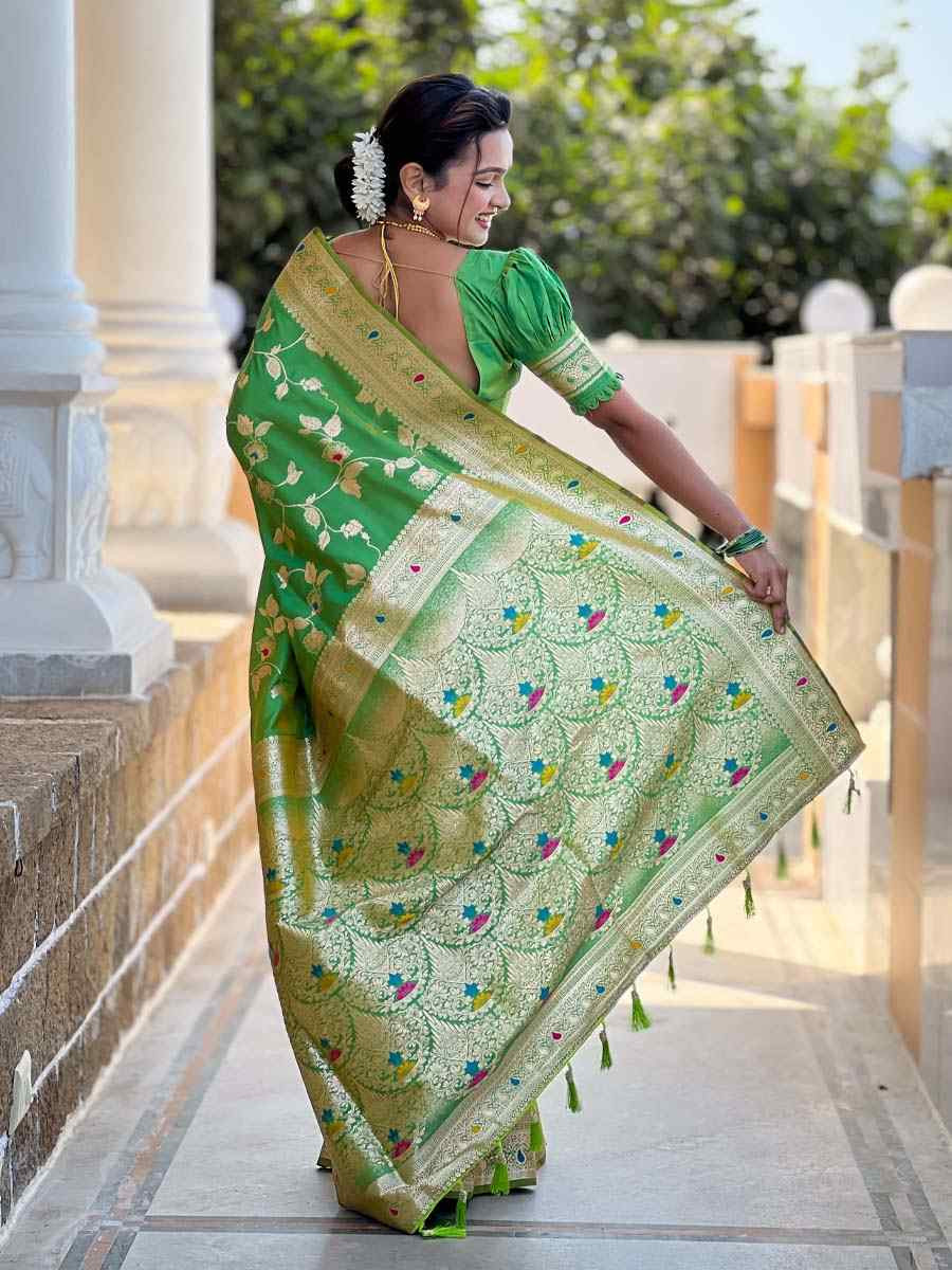 Green Soft Banarashi Silk Handwoven Festival Wedding Fancy Heavy Border Saree