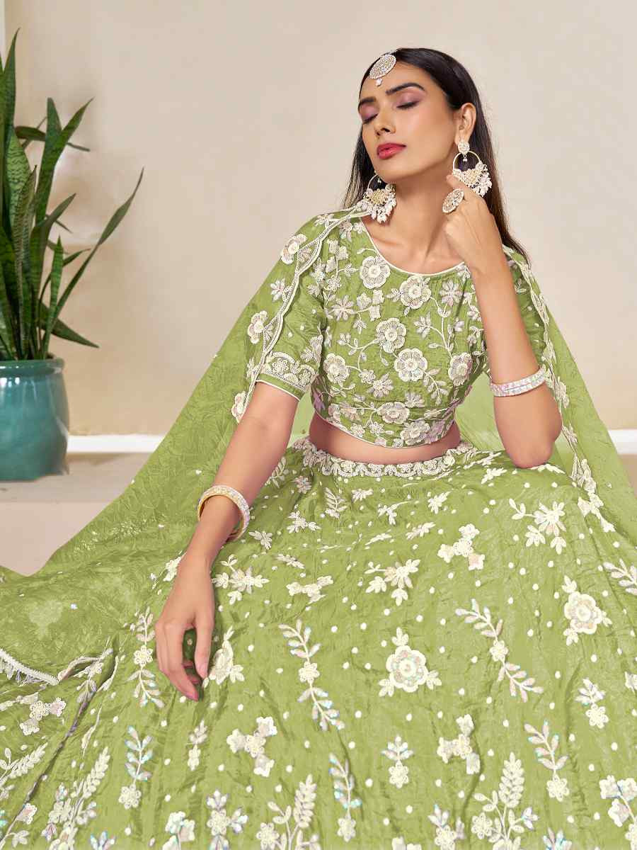 Green Soft Crush Fill Organza Embroidered Wedding Reception Festival Heavy Border Lehenga Choli