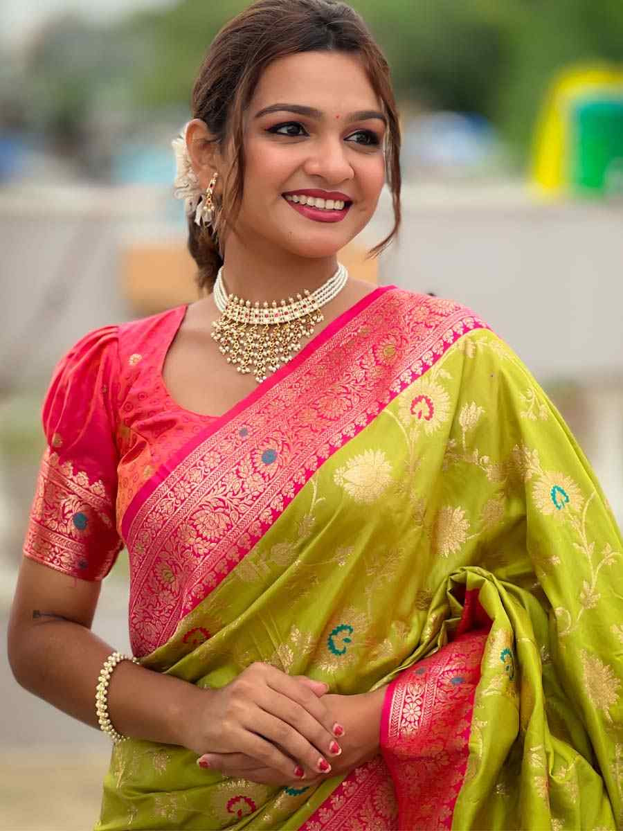 Green Soft Pathani Silk Handwoven Festival Wedding Fancy Heavy Border Saree