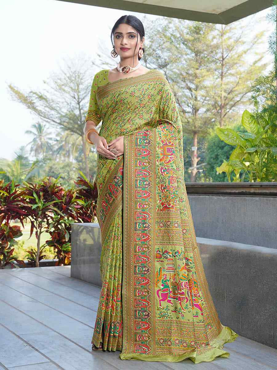 Green Soft Pure Silk Handwoven Festival Wedding Fancy Heavy Border Saree