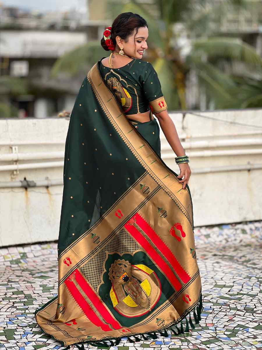 Green Soft Silk Handwoven Casual Reception Festival Wedding Fancy Classic Style Sarees