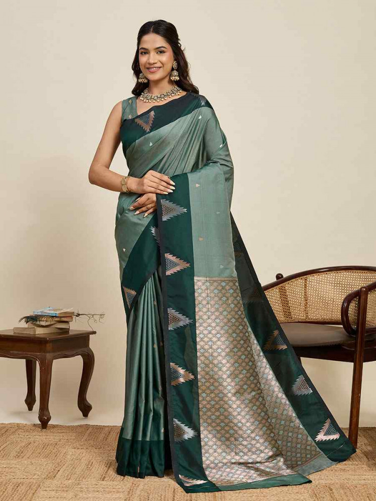 Image of Green Soft Silk Handwoven Casual Reception Festival Wedding Fancy Heavy Border Saree