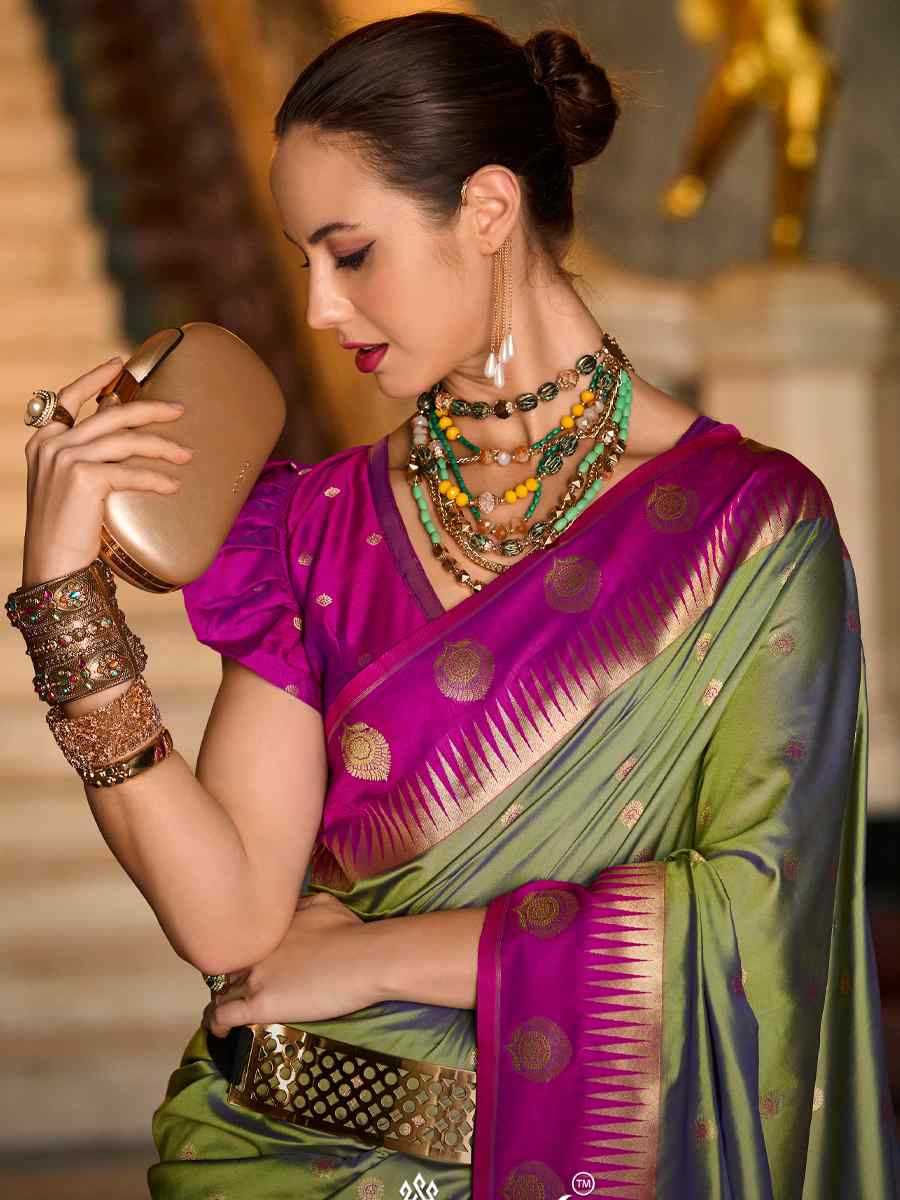 Green Soft Silk Handwoven Festival Wedding Fancy Heavy Border Saree