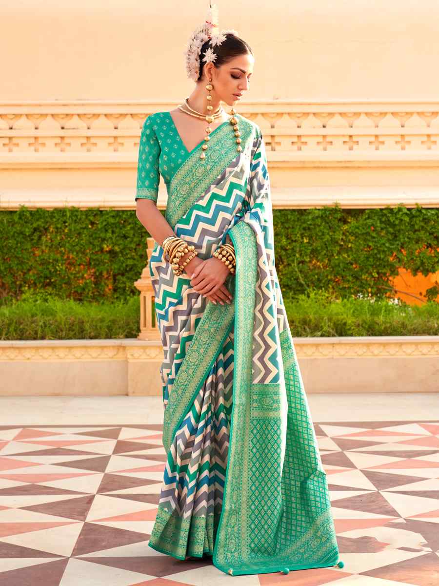 Green Super Silk Handwoven Festival Casual Heavy Border Saree