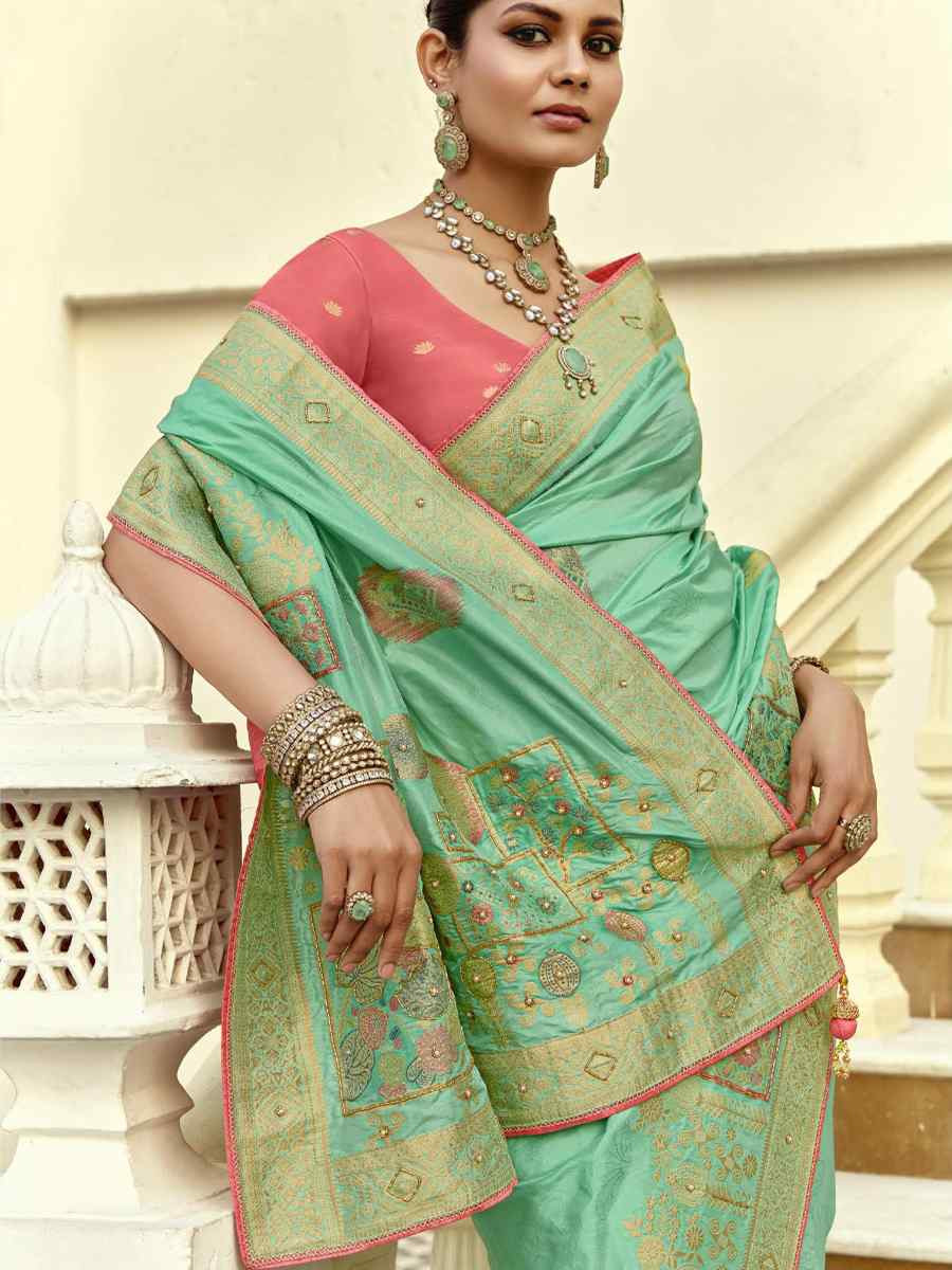 Green Viscose Handwoven Festival Wedding Fancy Heavy Border Saree