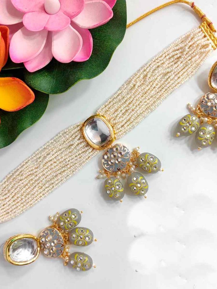 Grey Alloy Festival Wear Kundan Necklace