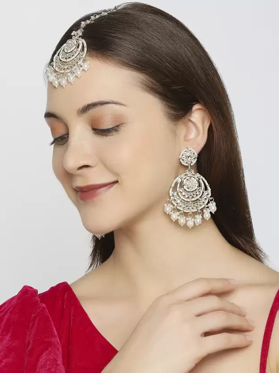 Grey Alloy Festival Wear Kundan Necklace