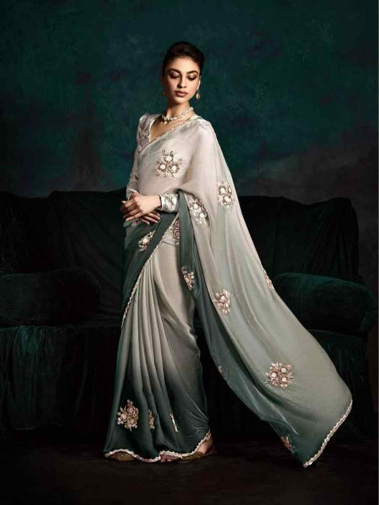 Image of Grey Art Silk Handwoven Festival Wedding Heavy Border Saree