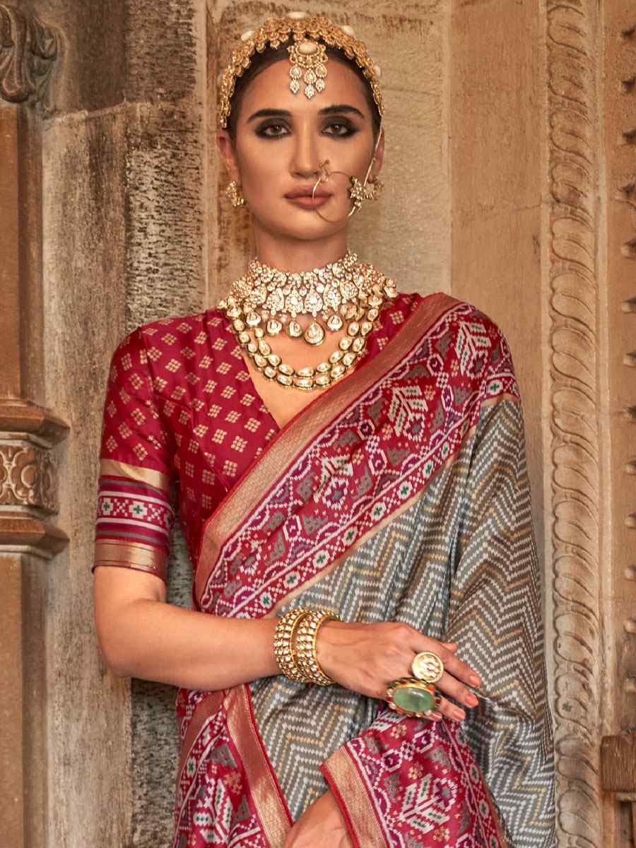 Grey Banarasi Silk Handwoven Wedding Festival Heavy Border Saree