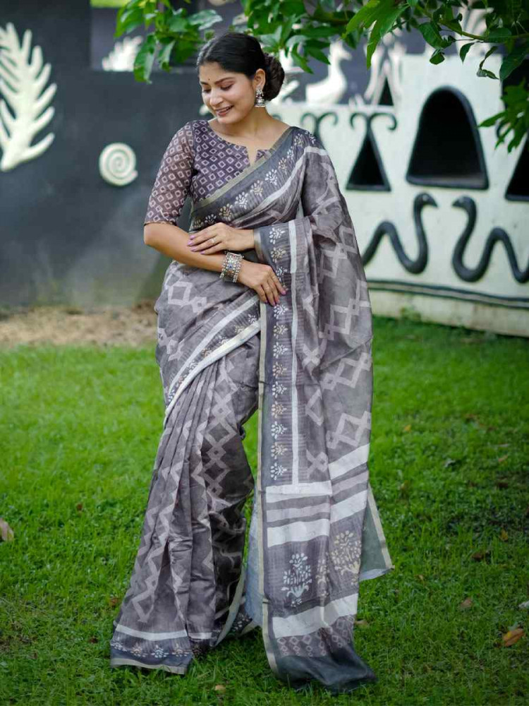 Image of Grey Cotton Printed Casual Reception Festival Wedding Fancy Classic Style Sarees