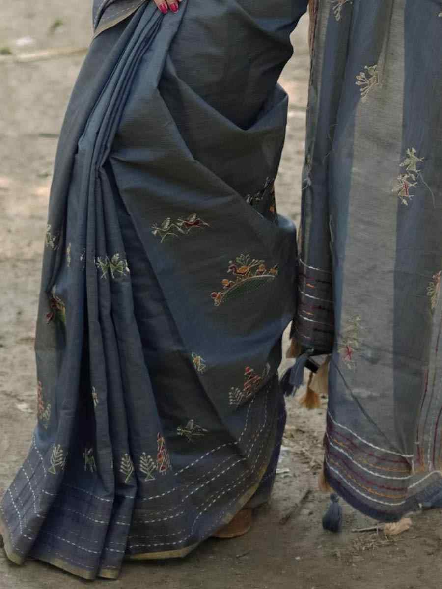 Grey Khadi Tussar Silk Embroidery Festival Wedding Fancy Heavy Border Saree