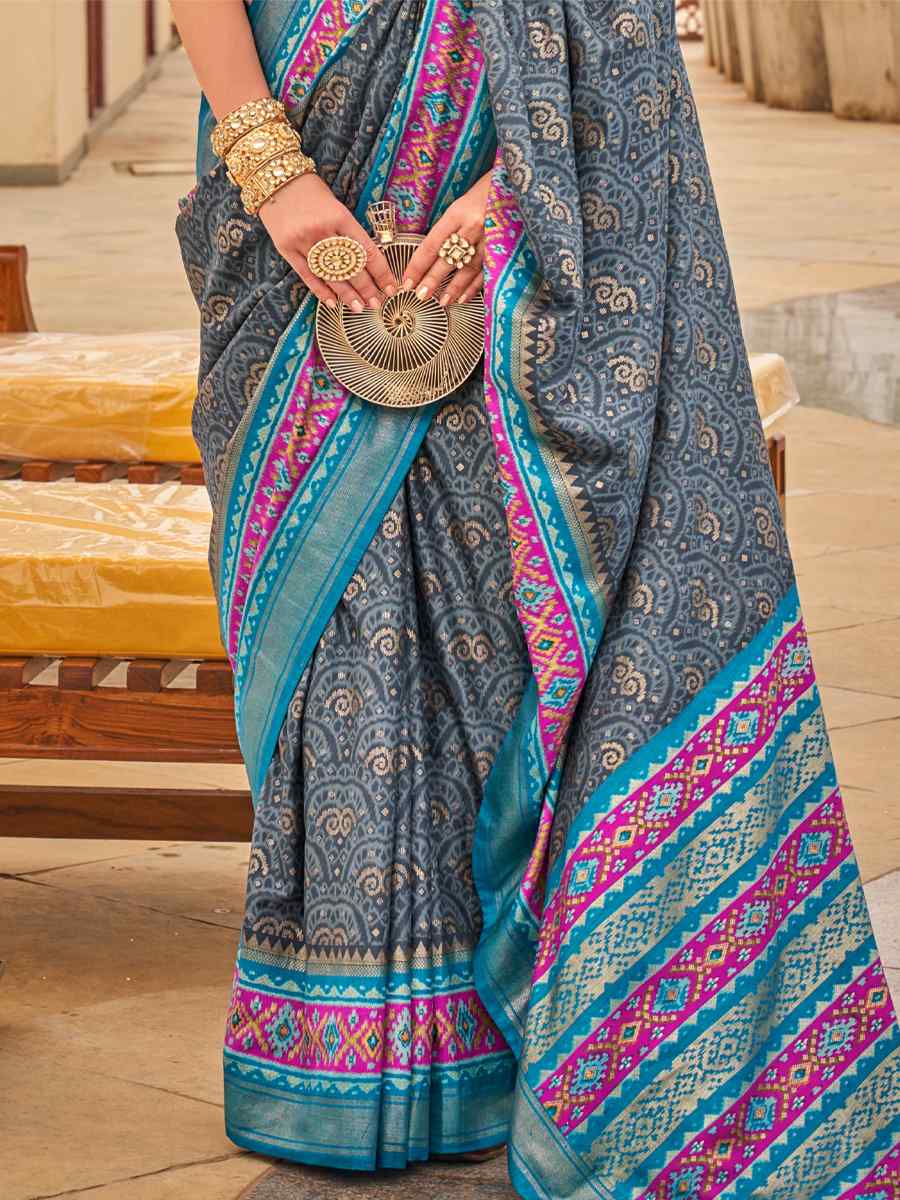 Grey Sigma Silk Handwoven Wedding Festival Heavy Border Saree