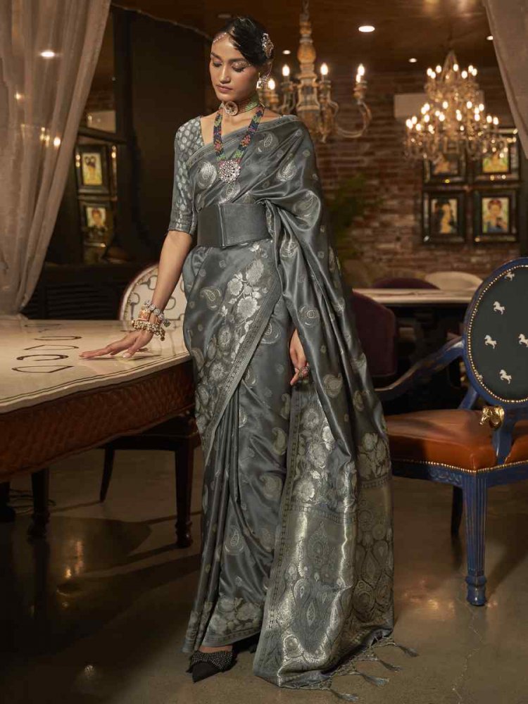 Grey Silk Handwoven Wedding Festival Heavy Border Saree