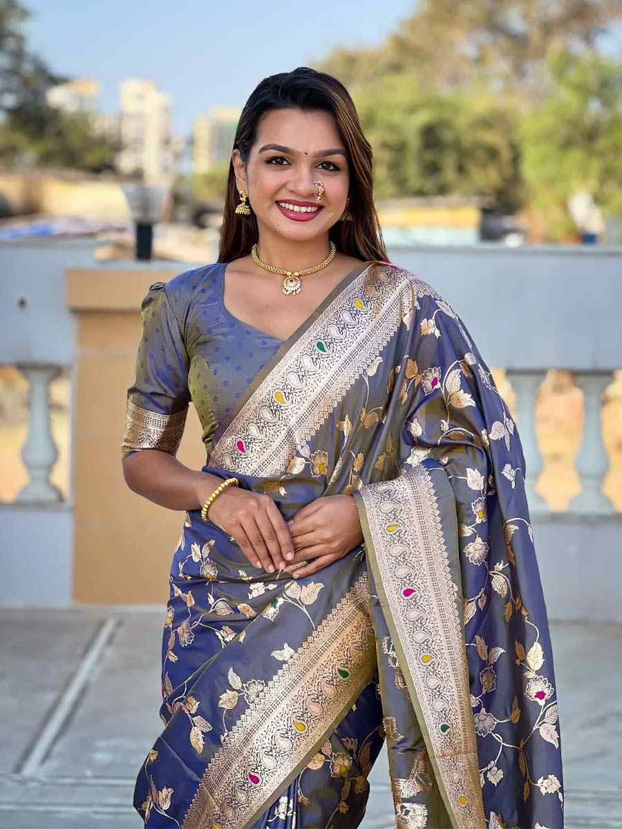 Grey Soft Banarashi Silk Handwoven Festival Wedding Fancy Heavy Border Saree