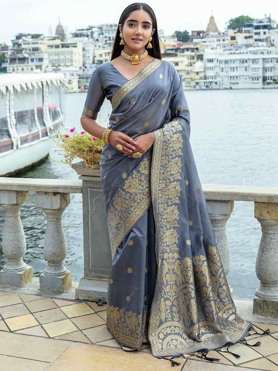 Grey Soft Silk Handwoven Wedding Festival Heavy Border Saree