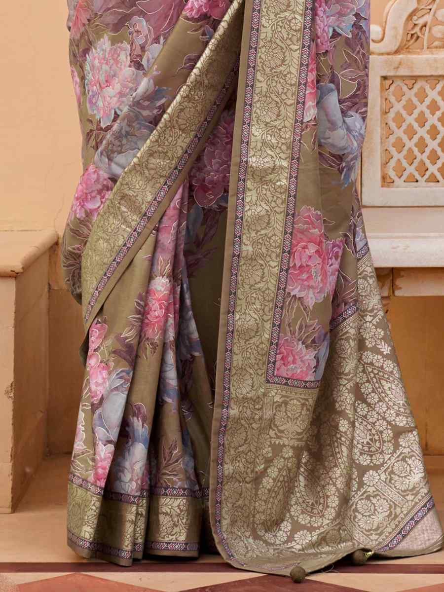 Grey Super Silk  Handwoven Festival Casual Heavy Border Saree