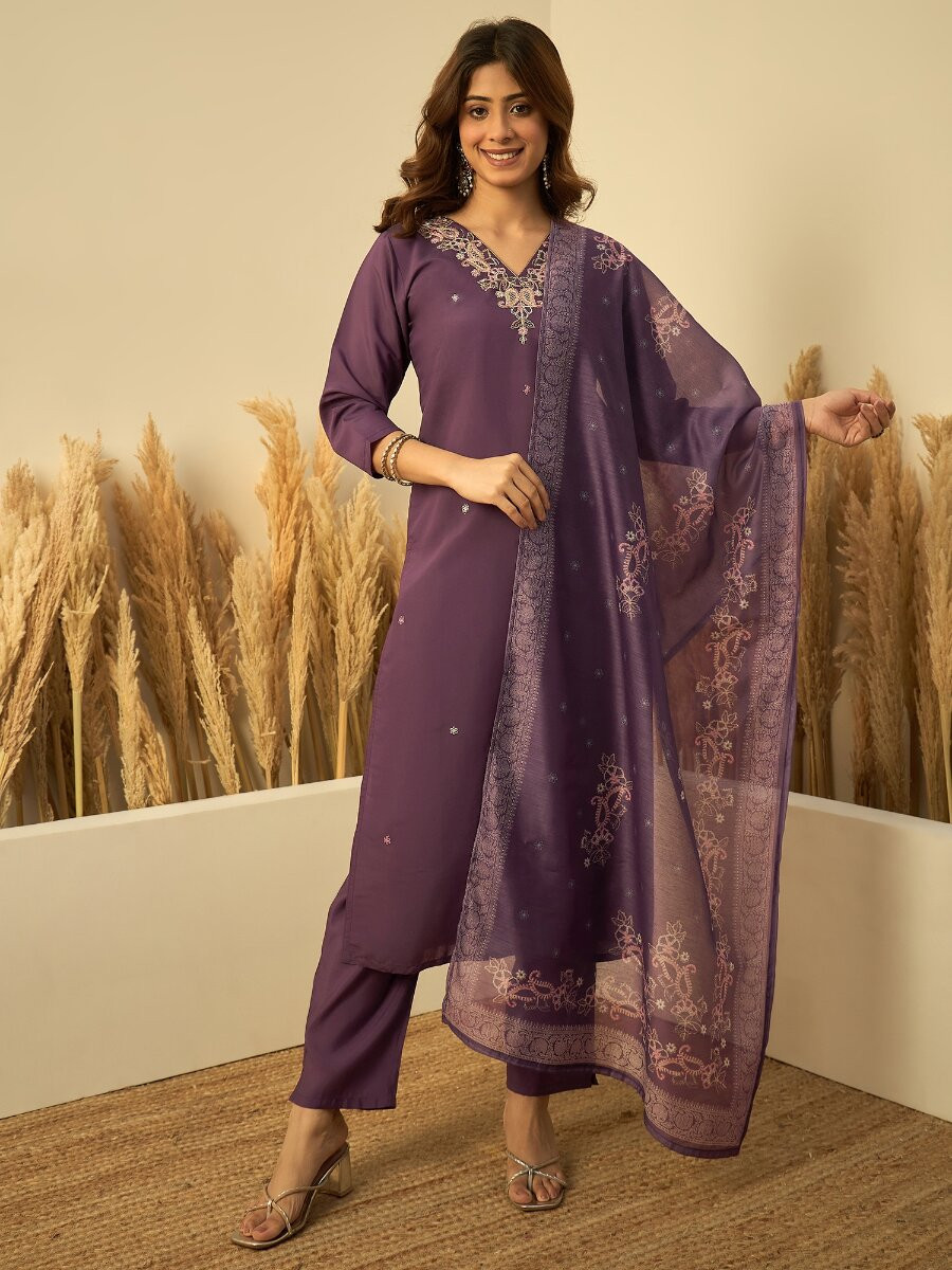 Lavender Roman Silk Embroidery Wedding Party Festival Casual Pant Salwar Kameez