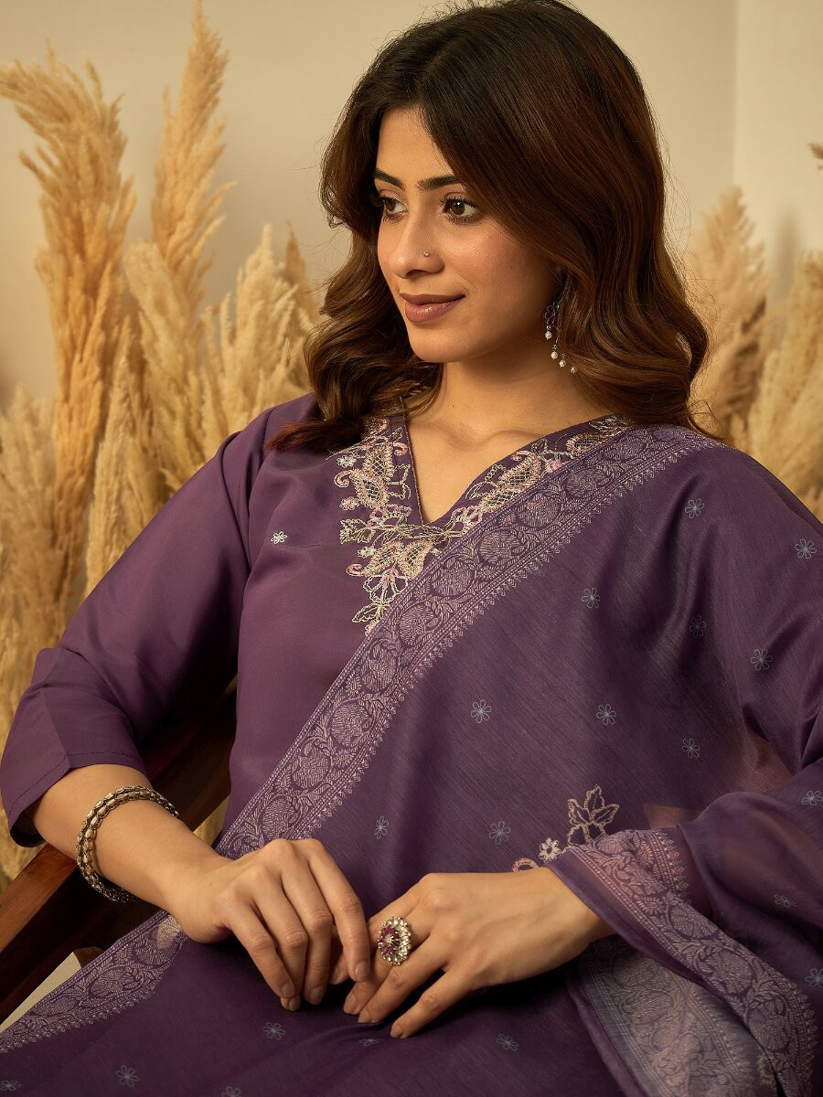 Lavender Roman Silk Embroidery Wedding Party Festival Casual Pant Salwar Kameez