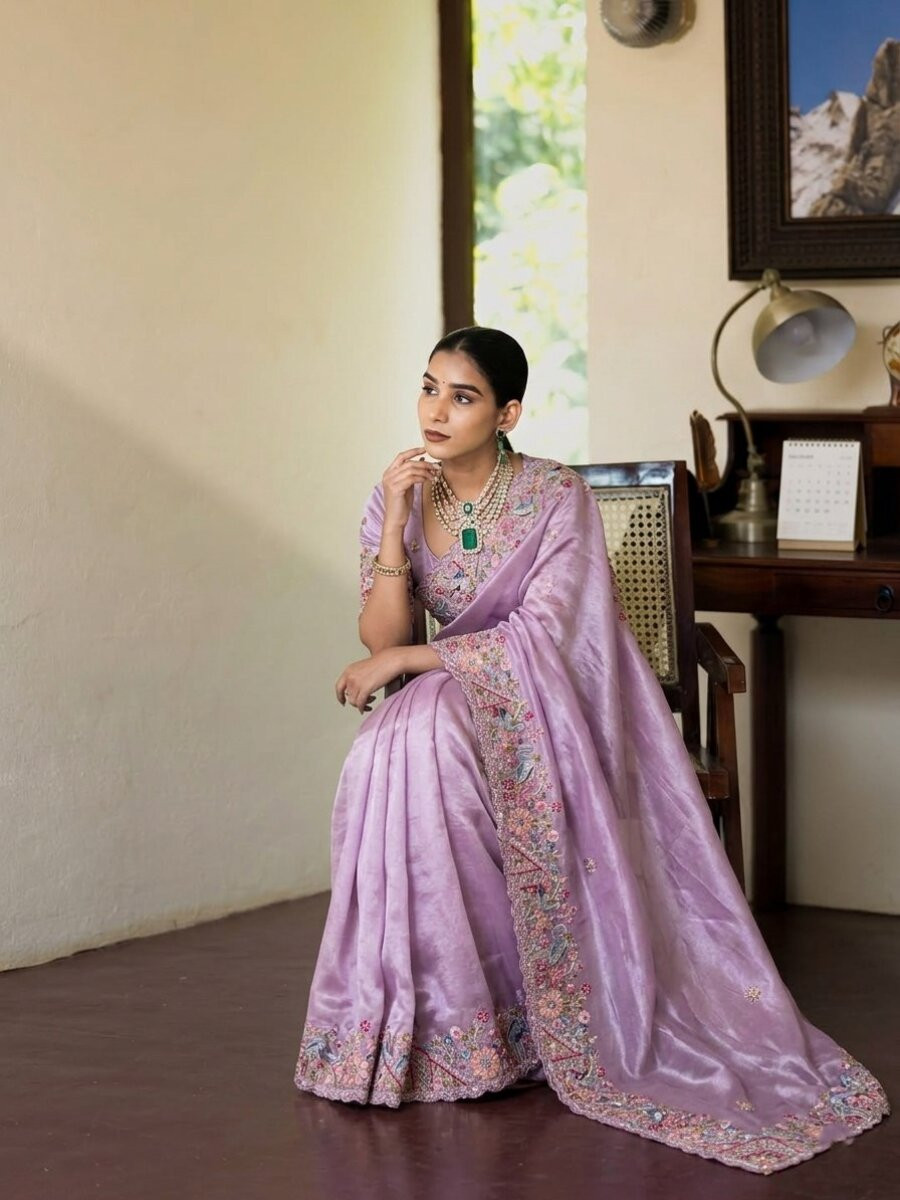 Lavender Slub Silk Embroidery With Cutwork Work Wedding Party Festival Casual Heavy Border Sarees