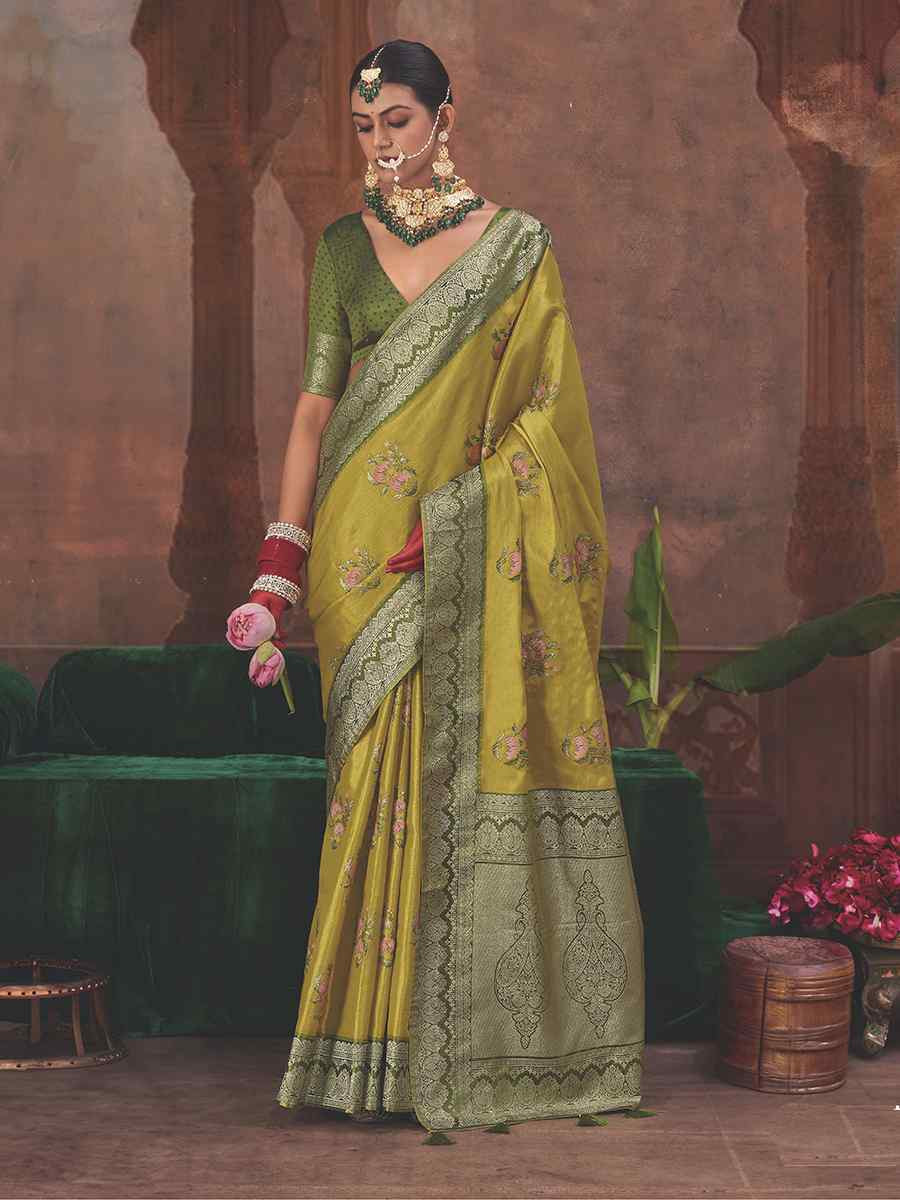 Lemon Green Silk Handwoven Festival Wedding Fancy Heavy Border Saree